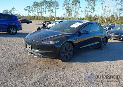 2025 Tesla Model 3 Long Range Rear-Wheel Drive/Standard Rear-Wheel Drive z USA, uszkodzony, nr VIN 5YJ3E1EA2SF070187